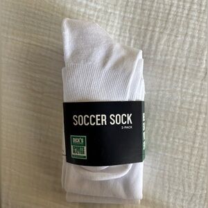 White Soccer Socks 2-Pack